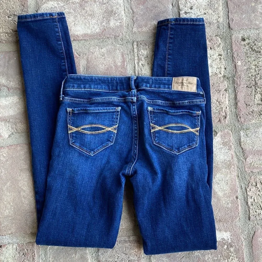 Abercrombie & Fitch Straight Leg Skinny Five Pocket Jeans Size 00R W 24 L 31 - Picture 3 of 16